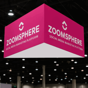 Exhibición de ZOOMSPHERE en evento profesionalb