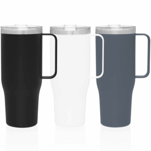 Tazas de viaje en colores modernos